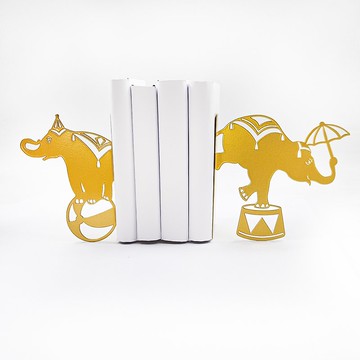 金屬書擋馬戲團大象。現代家居的大象架裝飾。