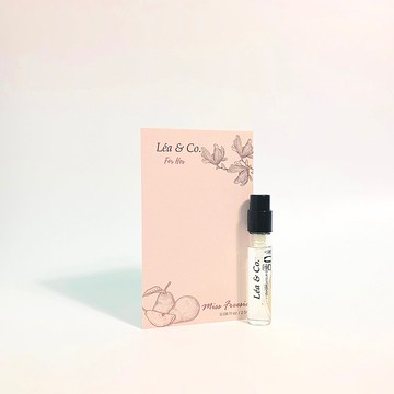 \Miss Freesia 小蒼蘭/隨身口袋香水 2.5ml EDP - 香梨、小蒼蘭