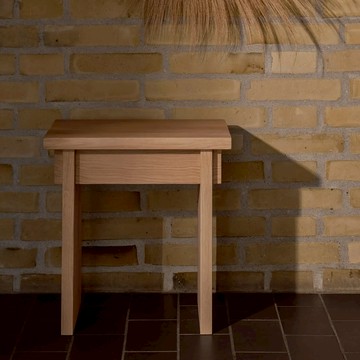 Kristina Dam Studio Artisan 椅凳