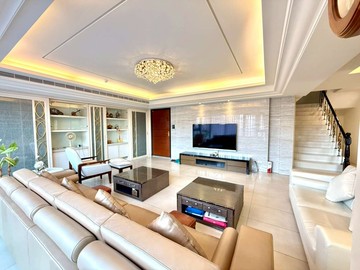 【鼎毅東坡硯】・頂樓景觀雙層宅｜4房雙車位｜新竹縣竹北市勝利二路