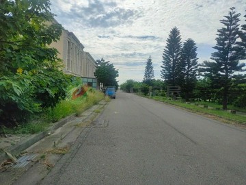 伸港重劃區雙面路角地..｜彰化縣伸港鄉伸股段