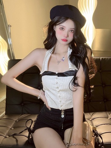 夏季小眾設計感掛脖吊帶背心女外穿純欲性感露背短款無袖抹胸上衣