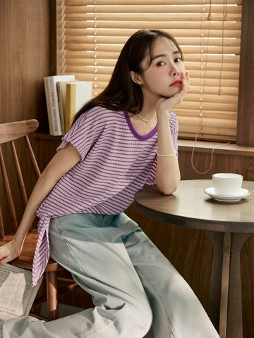 圓領立體橫條紋側綁帶短袖上衣