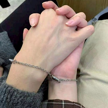 磁鐵相吸情侶手鏈一對手環女ins不掉色潮個性情侶禮物網紅男朋友