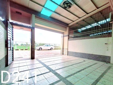 近東區嘉藥科大採光滿租6套房10米路車墅-也可自住｜台南市仁德區保學二街