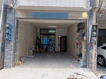 高雄前鎮/紅線草衙捷運站/車庫透天｜高雄市前鎮區天后街