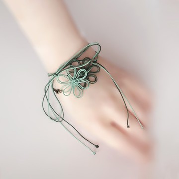 手鍊 鬆弛感、光澤