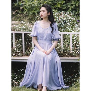 撒哈拉店《矜貴的你》浪漫紫色手工刺繡大裙擺高腰公主甜美長裙