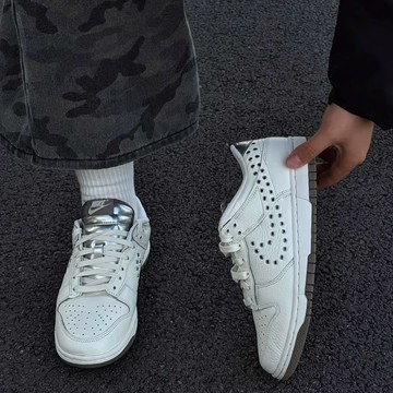 NIKE DUNK 奶油白 鉚釘 荔枝皮 液態銀 休閒 女鞋 IU3488-133