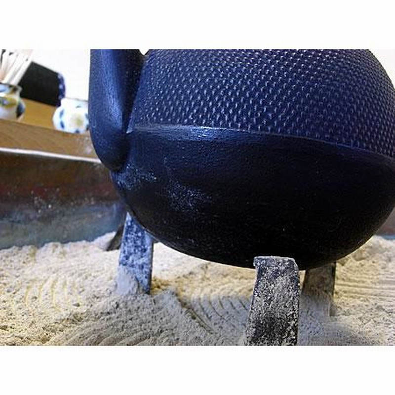 五徳 ごとく 南部鉄製 小 国産 火鉢道具 囲炉裏 ひばち 手作り 木炭 備長炭 オガ ナラ インテリア おしゃれ 和風 和モダン 火箸 鉄瓶 火おこし器 台十能 通販 LINEポイント最大0.5%GET LINEショッピング 自然作(アークランドサカモト) ブロンズ五徳 5寸