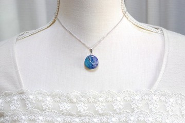 樹脂藝術 圓形墜飾・欲哭的藍天