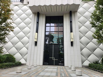 科博館｜勤美草悟道～忠泰老佛爺三房+雙平車全新未住｜台中市北區館前路