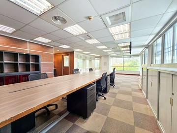 輕軌科工館站｜聯合企業大樓｜明亮景觀商辦｜高雄市三民區九如一路