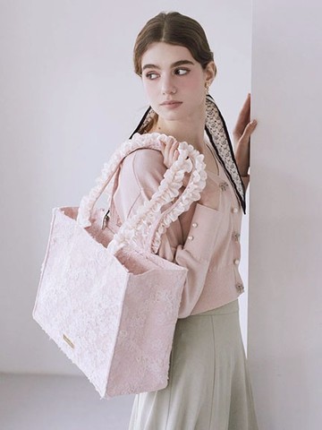 淡粉櫻花蕾絲方型荷葉摺邊手提托特包【M】(08001355600) - Maison de FLEUR