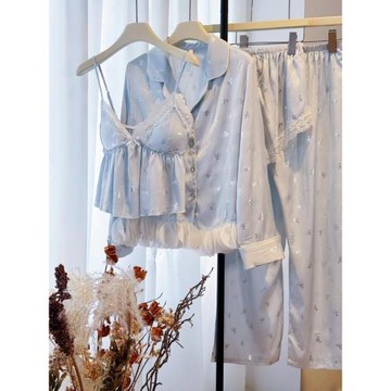 (免運)性感冰絲睡衣女款2025新款春夏季高級感四件套裝帶胸墊吊帶家居服