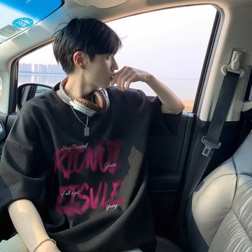 【HOT 本舖】男装短袖t恤男潮牌夏季寬鬆五分袖年潮流ins簡約印花上衣