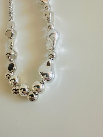 風格獨特 銀色串珠項鍊