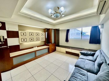 親家超越三房平車｜台中市南屯區黎明東街