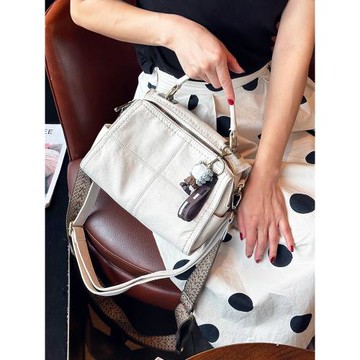 2024軟皮拼接單肩包韓版休閑手提包簡約雙肩背包時尚斜挎多用小包