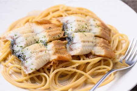 「カニ屋が作る 海のパスタ」 クラシック二重奏ウナギパスタ 山椒なし 5皿セット