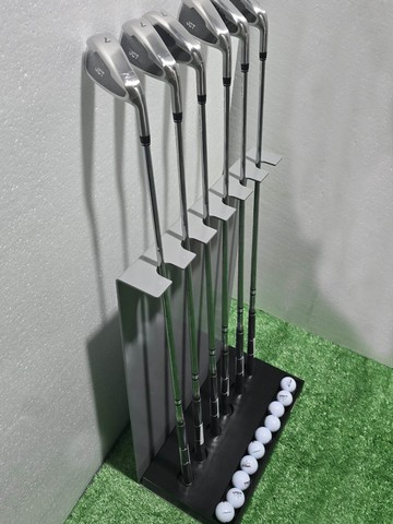 公司貨 免運 超低價 新品高爾夫球桿展示架商店俱樂部球桿放置架鋼板收納桿球架子 快速發貨