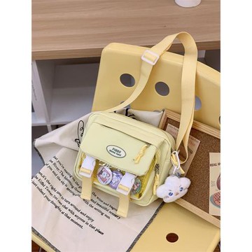 2025夏季新款大容量少女休閑時尚斜挎包痛包簡約時尚大容量單肩