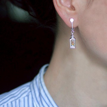 耳夾燈塔守護者 Cantera