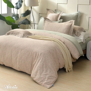 【Great Living格蕾寢飾】英國Abelia 花艷綺麗 特大天絲木漿四件式兩用被床包組