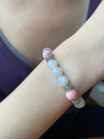 月光石綠草莓晶粉硨磲手串