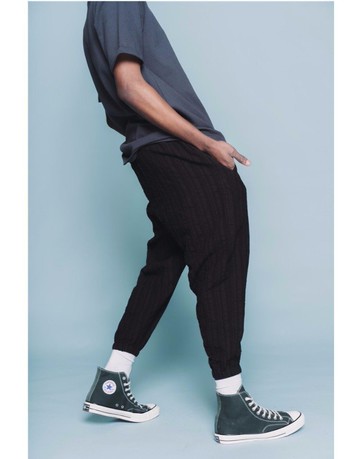 FINDSENSE H1 2018 夏季 高品質 設計師款 皺褶 寬鬆 收口 棉麻  九分褲 休閒褲 潮 男褲子