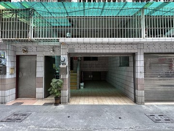 ◆武營路優質車庫透天◆5大房◆｜高雄市前鎮區武營路
