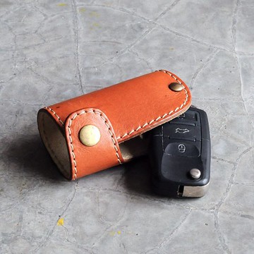 汽車鑰匙皮套 | 手工皮件 | 客製化禮物 | 植鞣革-晶片鎖鑰匙包
