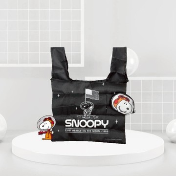 【PEANUTS】史努比SNOOPY 黑色購物袋【墊腳石】