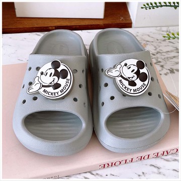 天藍小舖-迪士尼米奇發光兒童洞洞拖鞋-單1款-$490【A27270455】
