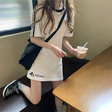 【超仙顯瘦】白色修身連衣裙 新款 2026 夏裝 短裙子 ins 顯瘦 學生 矮小個子 百搭 裙子連身裙 連身裙