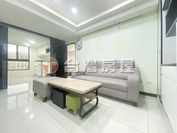 品學溫馨美兩房車｜桃園市龜山區大湖一路