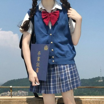 【免費參觀】 針織馬甲 秋冬衣服  針織背心  日係學院風jk毛衣針織馬甲背心外搭開衫外套女夏季外穿馬夾秋裝款 UKEM