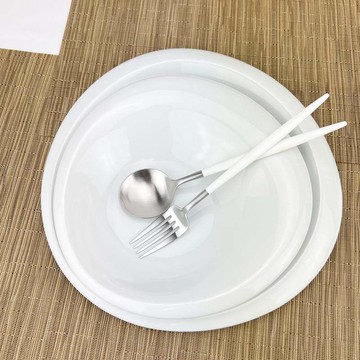 TAO系列 鵝卵純白碗盤組 + Cutipol GOA 經典白柄主餐叉匙 雙人甜蜜組合(9件組)