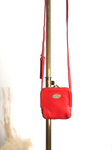 【 日本直送 名牌中古包 】CELINE  સૅલીન 側背包 紅色 釦飾 皮革 迷你包 掀蓋式 斜背包 vintage nphuik