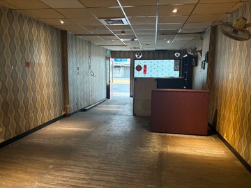 大順二路C29輕軌站醒眼透天金店面｜高雄市三民區大順二路