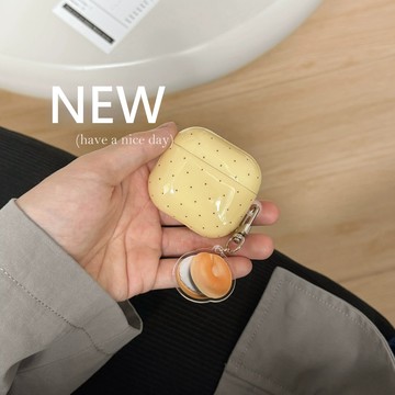 奶黃色波點貝果掛件耳機套 Airpods pro3耳機殼 蘋果耳機保護套 適用4/3/2代耳機殼