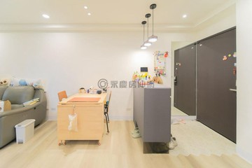 小港養不起長頸鹿 但住的起常景錄｜2+1房含車位｜高雄市小港區廈莊五街