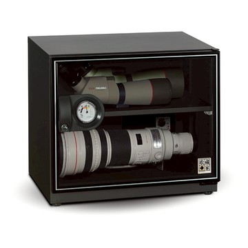 收藏家 暢銷經典防潮箱（81公升 / 寬54cm x 高47.2cm x 深41.8cm） /個 AW-80P【APP滿額下單10%點數(單一帳號最高5000點)】1/31止