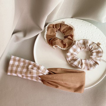 寵物與主人的親子裝 // 大地色格子 // 寵物領結