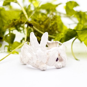 DECOvienya 迪克維尼亞 DE-047W 嬉戲兔戒指 白色