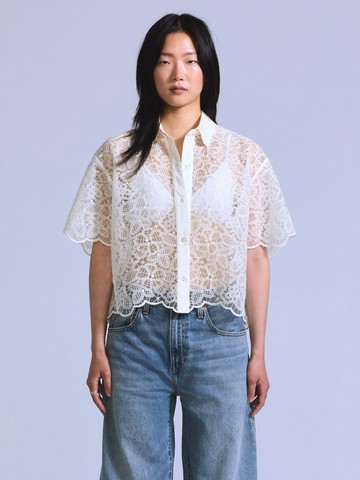 短版短袖上衣 / 白 人氣新品