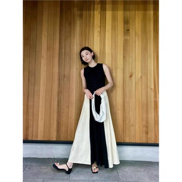 Turn right/陳大腿 法式撞色拼接連衣裙女夏季修身設計感顯瘦長裙