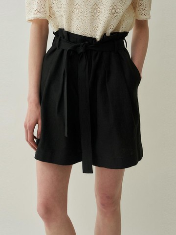 linen tuck short pants (black)