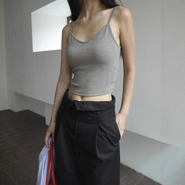 【高級感露背】吊帶背心 韓系吊帶 修身吊帶 露背吊帶 吊帶衫 女式背心 冰絲針織面料 細肩帶設計 秋季內搭外穿 約會度假必備