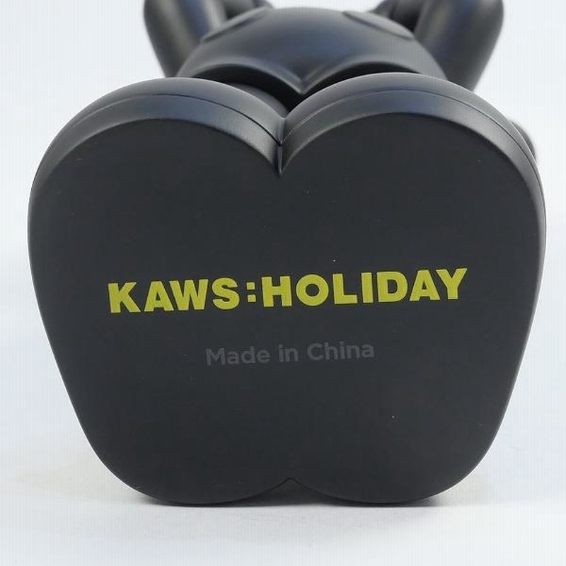 カウズ KAWS HOLIDAY UNITED KINGDOM Figure フィギュア 黒 Size カウズ KAWS HOLIDAY UNITED KINGDOM Figure フィギュア 黒 Size